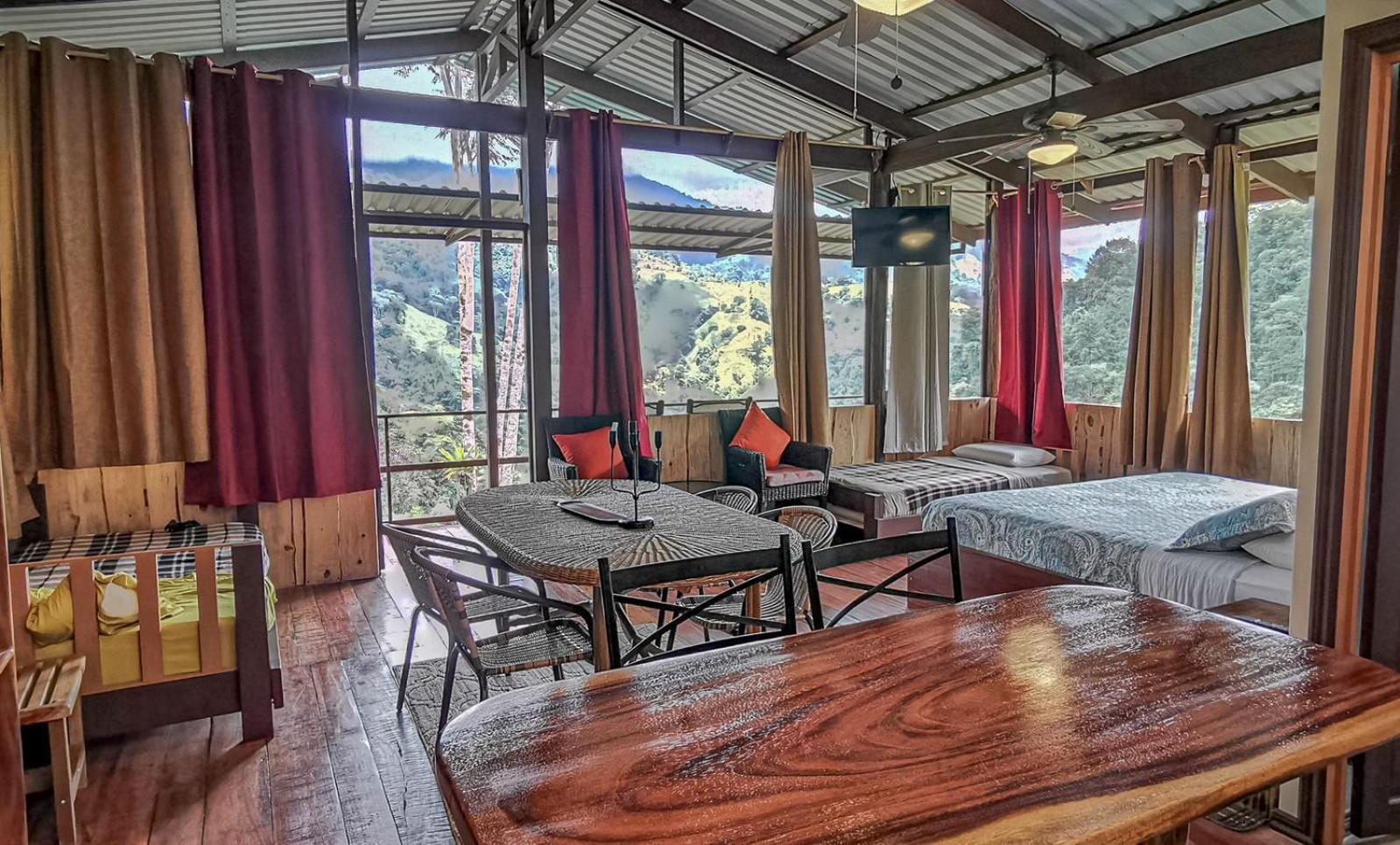 Santa Juana Lodge & Nature Reserve Quepos Eksteriør billede