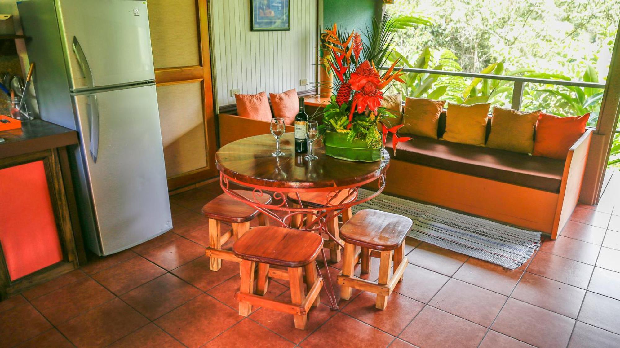 Santa Juana Lodge & Nature Reserve Quepos Eksteriør billede