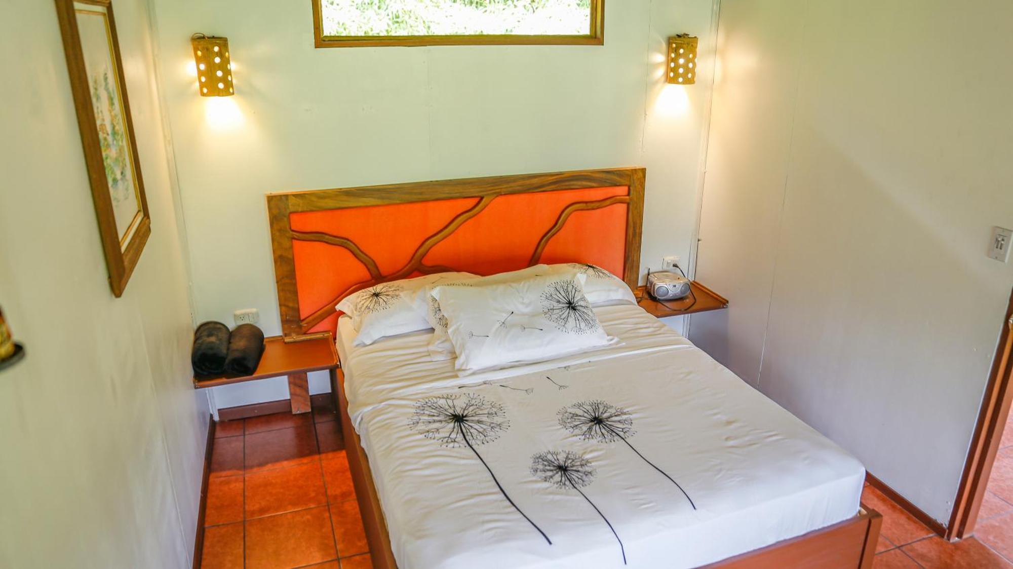 Santa Juana Lodge & Nature Reserve Quepos Eksteriør billede