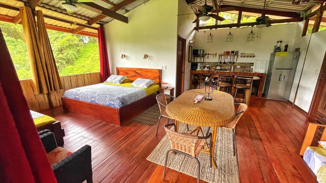 Santa Juana Lodge & Nature Reserve Quepos Eksteriør billede