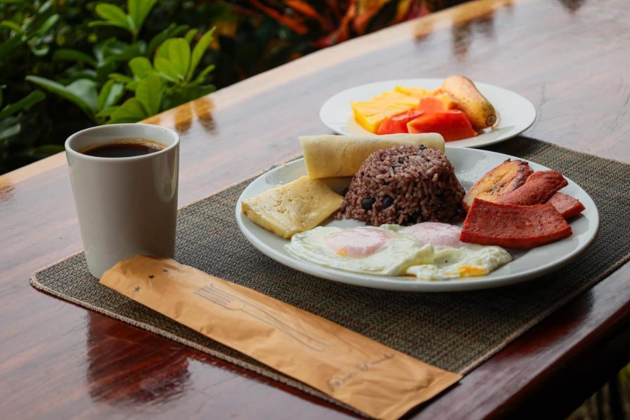 Santa Juana Lodge & Nature Reserve Quepos Eksteriør billede