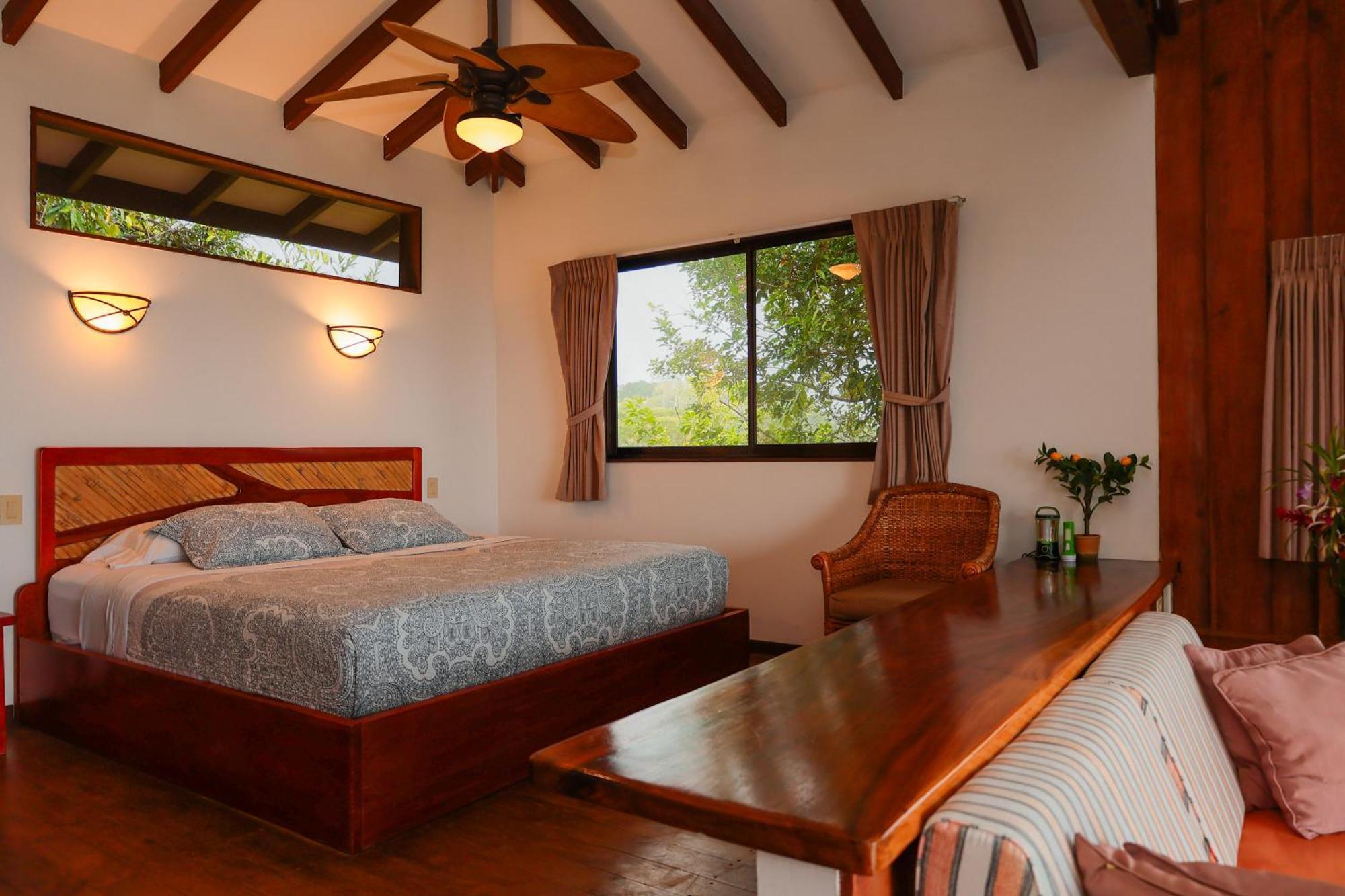 Santa Juana Lodge & Nature Reserve Quepos Eksteriør billede