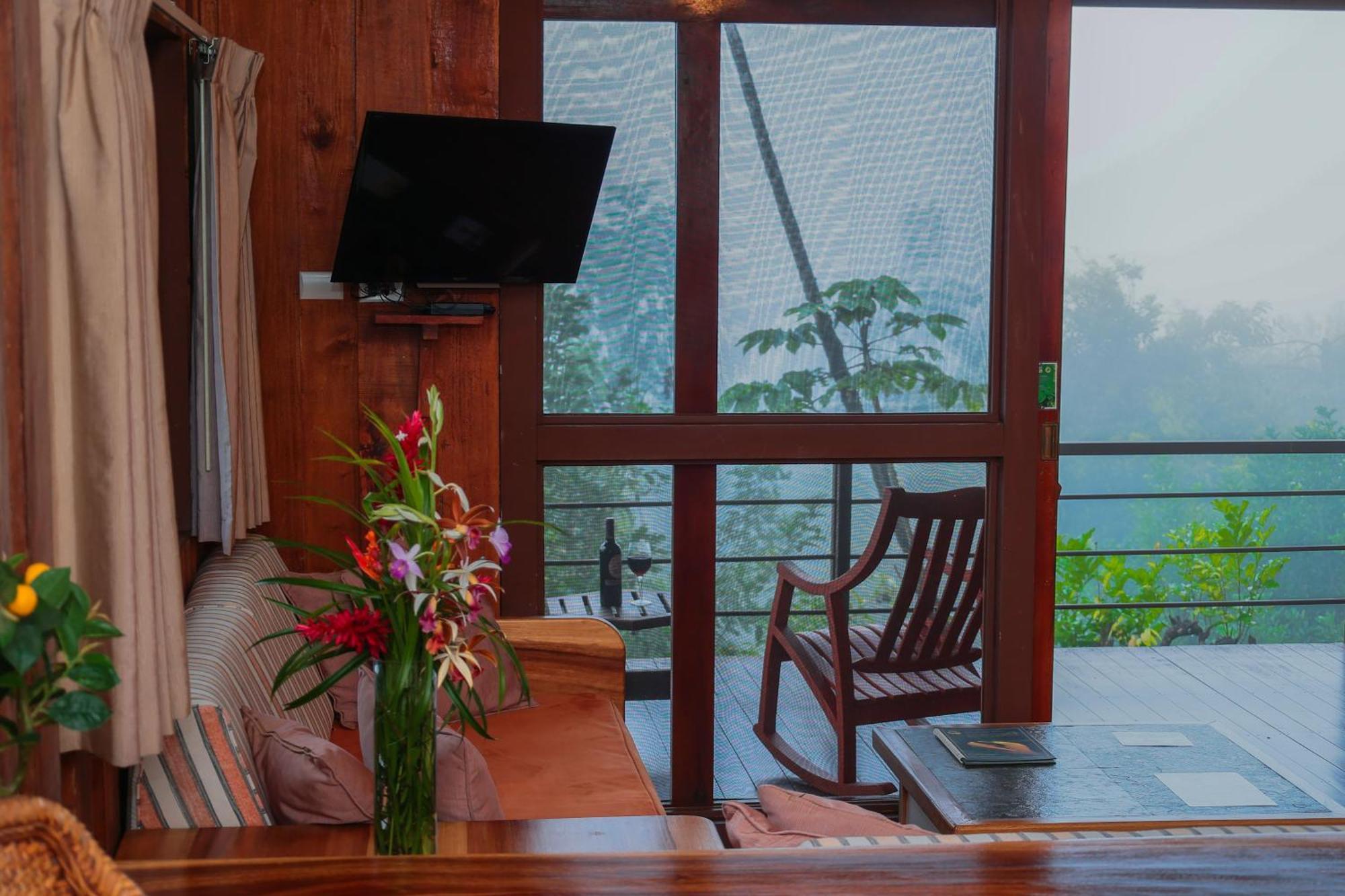 Santa Juana Lodge & Nature Reserve Quepos Eksteriør billede